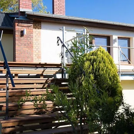 Апартаменты Duenenblick 02 *